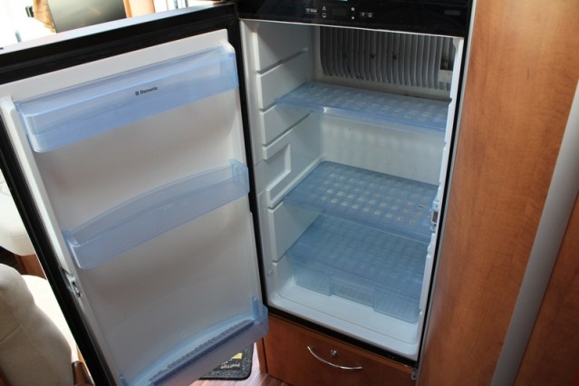 Carthago Chic C Line I 5.0 1e eigenaar Fiat 3.0 liter 160 pk 4250 kg chassis enkele bedden 5 zitplaatsen (122  foto: 41