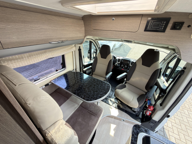 Chausson Twist 594 V 4-persoons  foto: 1