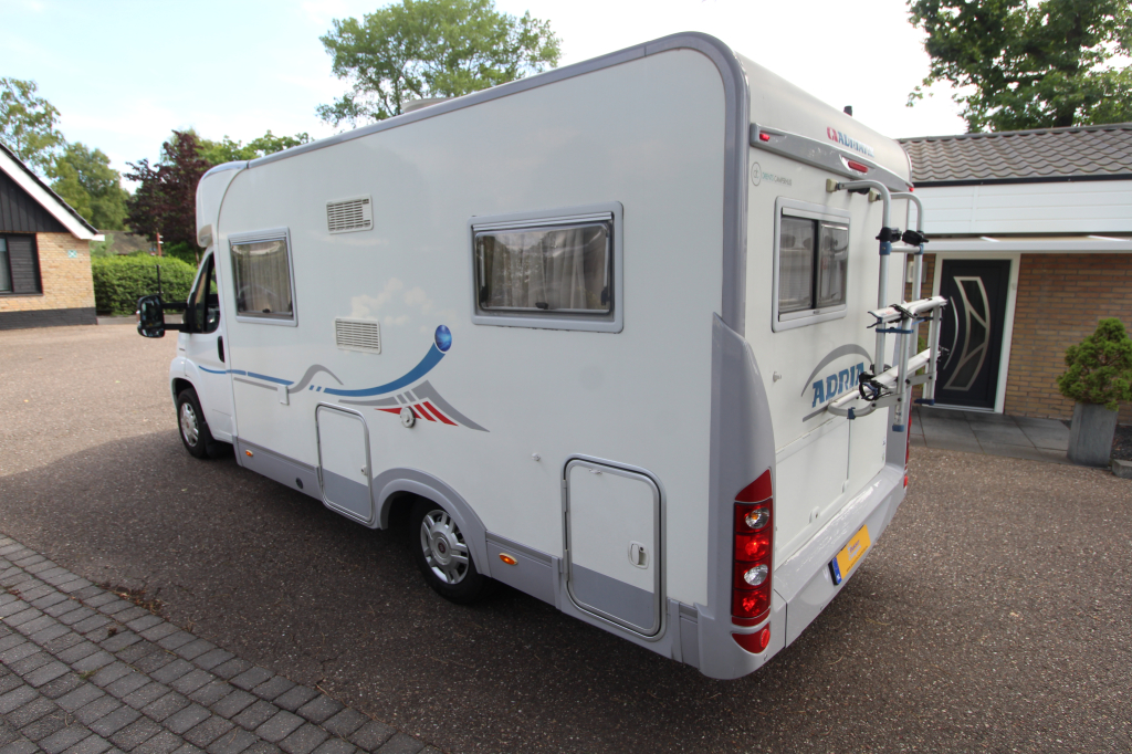 Adria Coral S 640 SP photo: 1