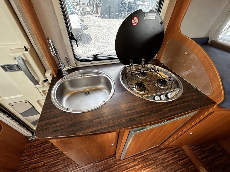 Hymer Exsis 562 Enkele-bedden/2009/Airco!  foto: 18