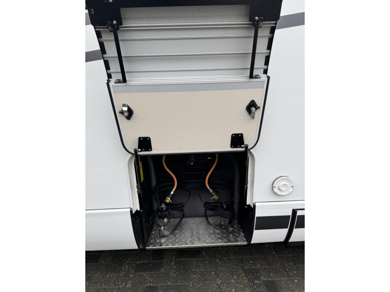 Hymer B-MCT 600 White-Line - bemiddeling- verwacht  foto: 15