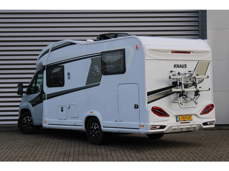 Knaus Sky Wave 60 Years 650 MEG Fiat 140PK Lengtebedden  foto: 3