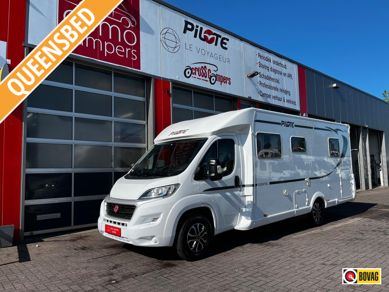 Pilote P 740 C Queensbed, Camper