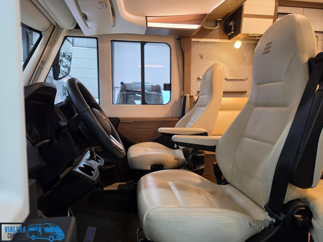 Hymer BML-I 880 *Automaat 170pk*Levelsysteem* BOMVOL!! foto: 8