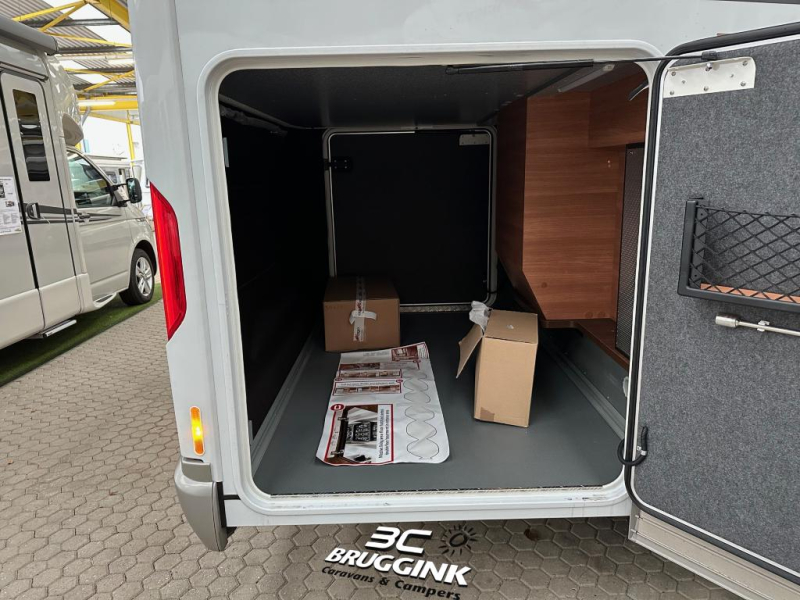 Carthago Chic C-Line I 4.9 LE  foto: 2