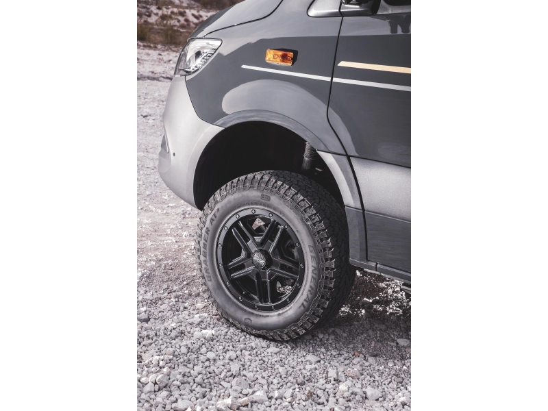 Adria Super-Twin 700 SGX 4x4  foto: 4