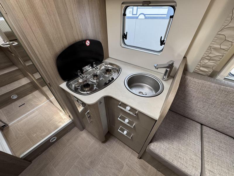 LMC Element 758 G Automaat, airco  foto: 10