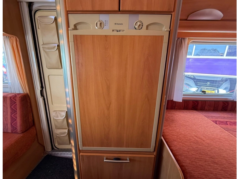 Hymer Tramp 655 GT FaceToFace indeling  foto: 11
