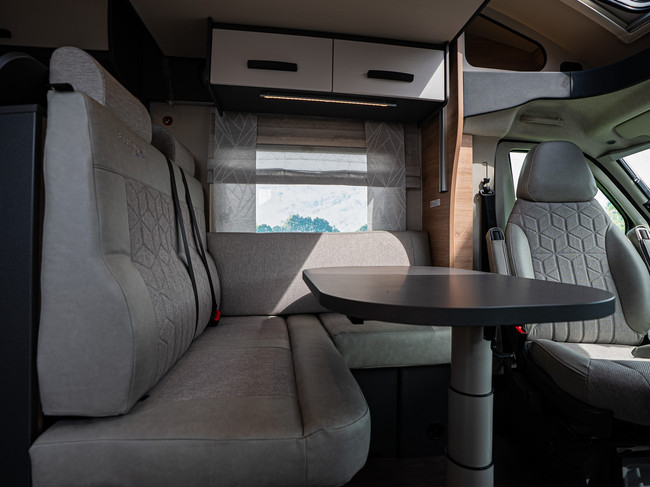 Knaus Live Wave 650 MG Platinum Sele Foto: 10
