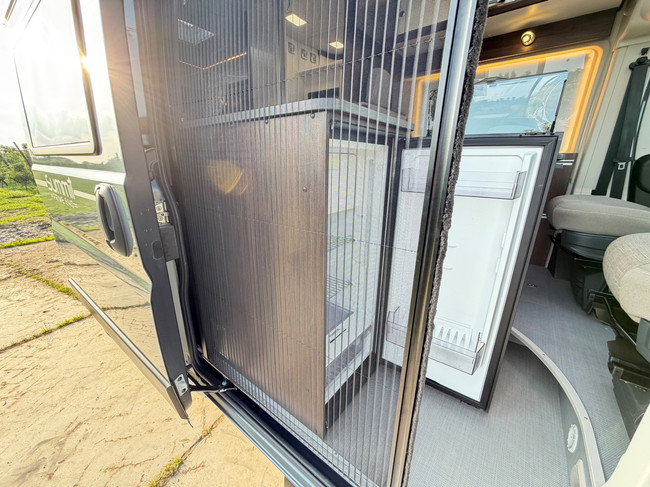 Pössl Summit Prime 640 Automaat / Skyroof / Trekhaak / Schotel TV / Grote NAVI foto: 12
