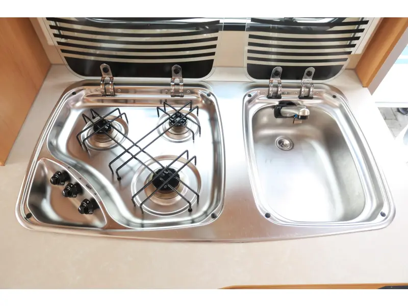 Caravelair Brasilia 440 VOORTENT+FIETSENDRAGER  foto: 8