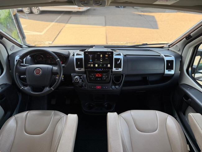 Hymer Yosemite / Gratis Stalling foto: 4