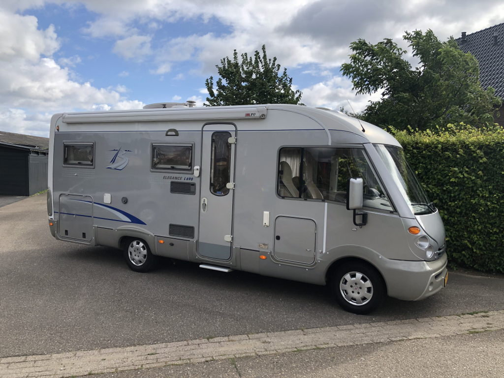 Bürstner I690 elegance