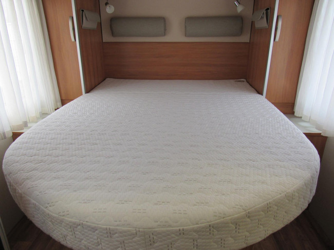 Hymer 598 Exsis-T Semi-initegraal Queensbed nieuw model 2016 foto: 12