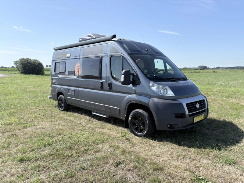 P&ouml;ssl Globescout 600 foto: 0