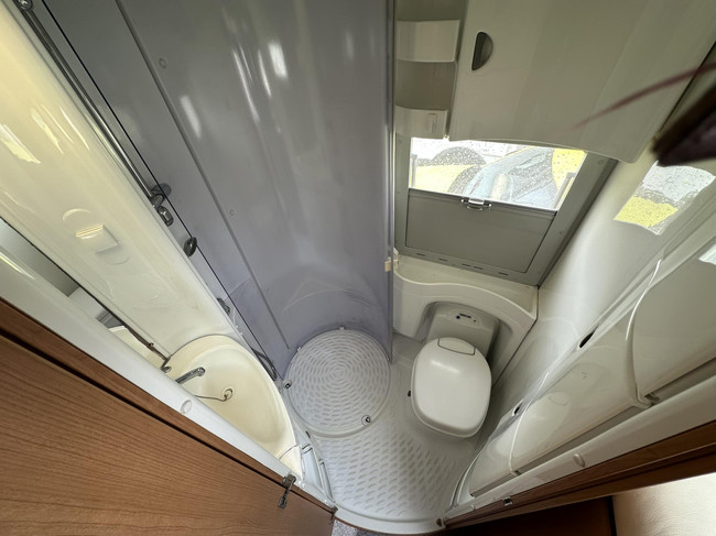 Knaus Sunliner 658 LG Foto: 19