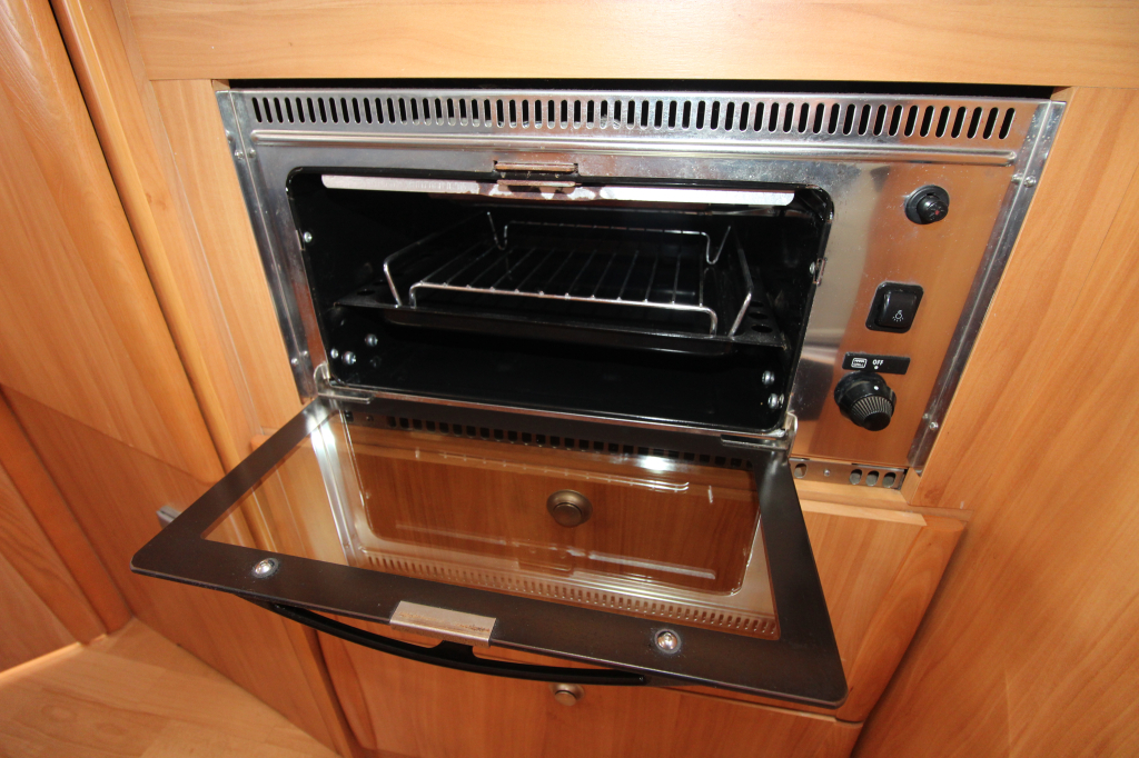 Adria Coral 650SP photo: 7