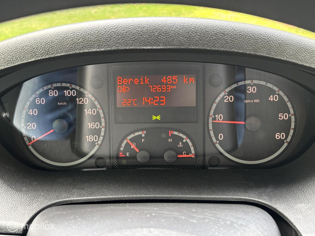Bürstner Travel Van T 620 Fiat 2.3 130pk Euro 5 | Enkele-bedden | Douche/ wc | Garage | Incl 2 Scooters | 72dkm | TOPSTAAT foto: 22