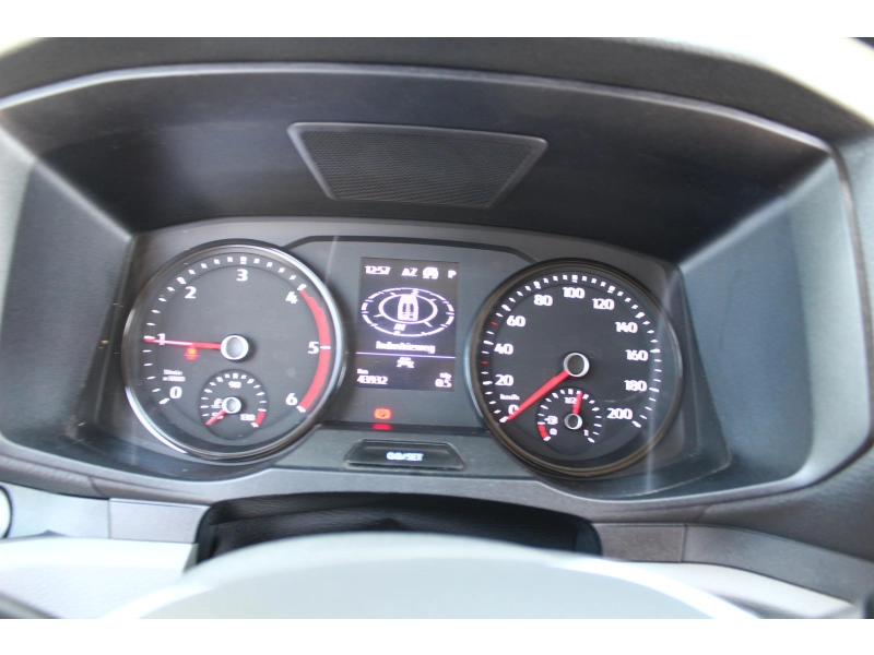Volkswagen Grand California 600 Foto: 15