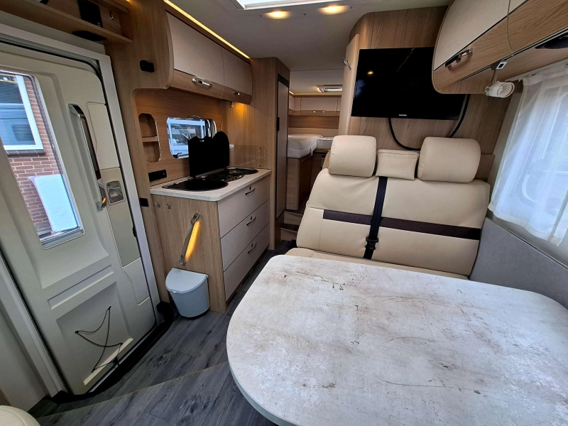 LMC Cruiser T 663 G Grey Selection 150 | 2020 photo: 11