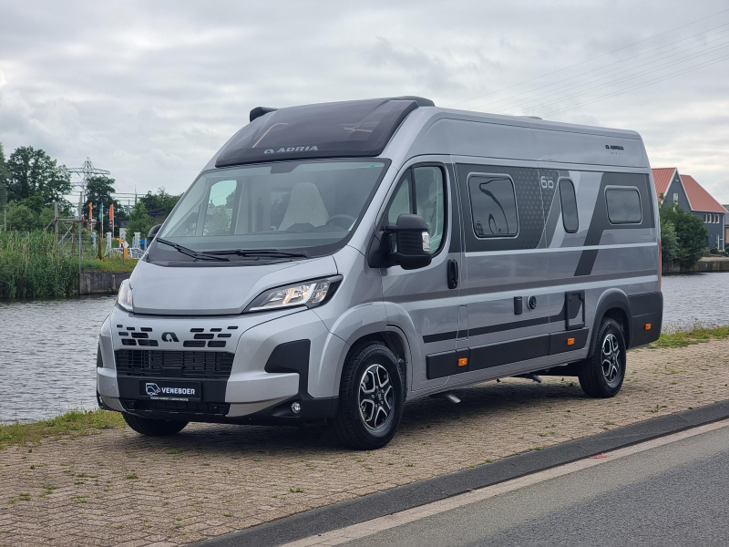 Adria Twin 640 SLB 60 Years Edition Foto: 7
