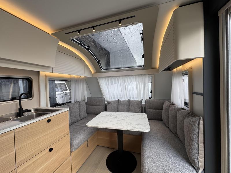 Adria Adora 572 UT  foto: 1