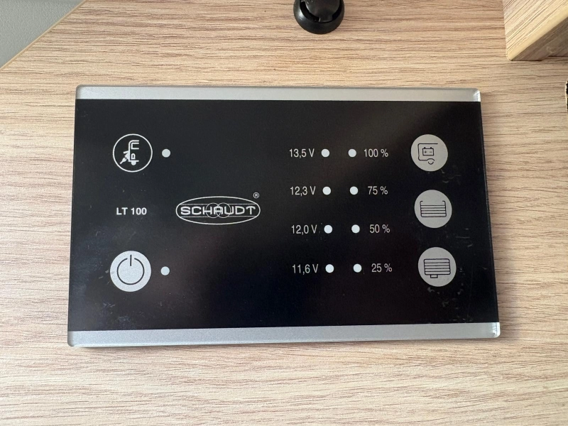 Roadcar R 600 Airco,CruiseCtr,Luifel  foto: 23