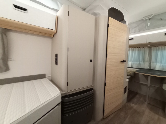 Eriba Touring 542 Urban foto: 11