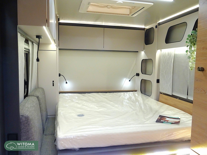 Knaus Yaseo 340 PX Nu op show!  foto: 9