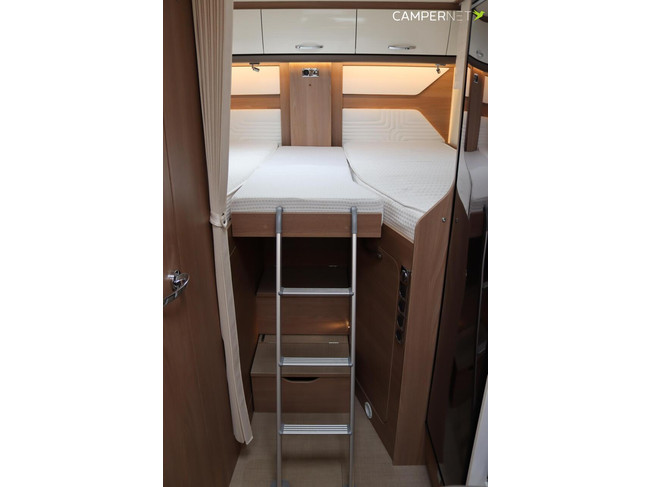 Bürstner Lyseo Harmony Line 140pk Automaat | Vlakke vloer! | Lengtebedden | Oven | Luchtvering | Luifel | Grote garage | Zonnepaneel | Co foto: 19