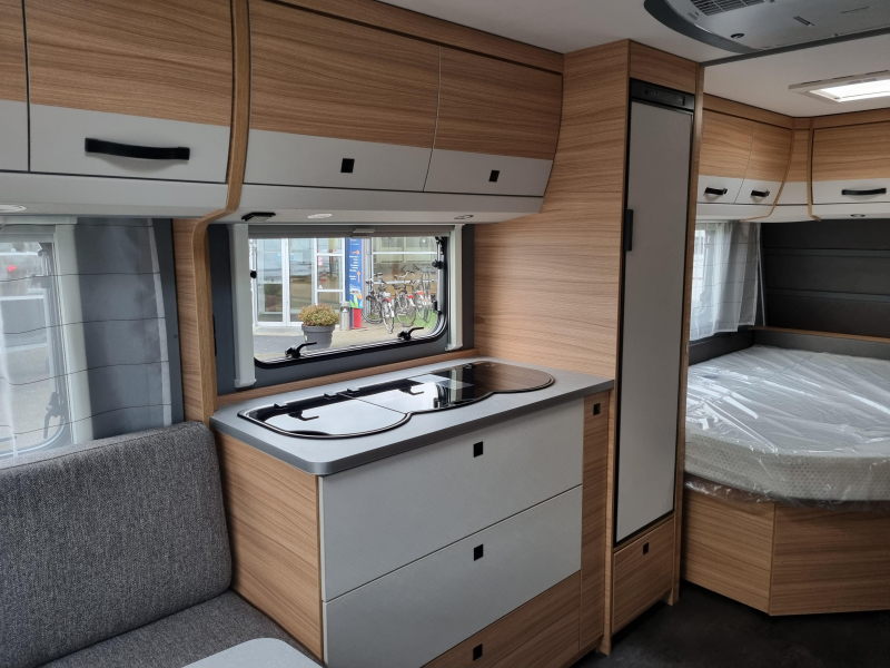 Dethleffs Summer Edition 470 FR - Roof air conditioning - photo: 9