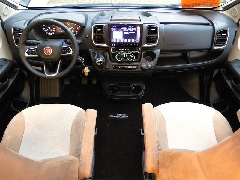 LMC Cruiser V 646 G DEMO MET LEVELSYSTEEM !  foto: 20