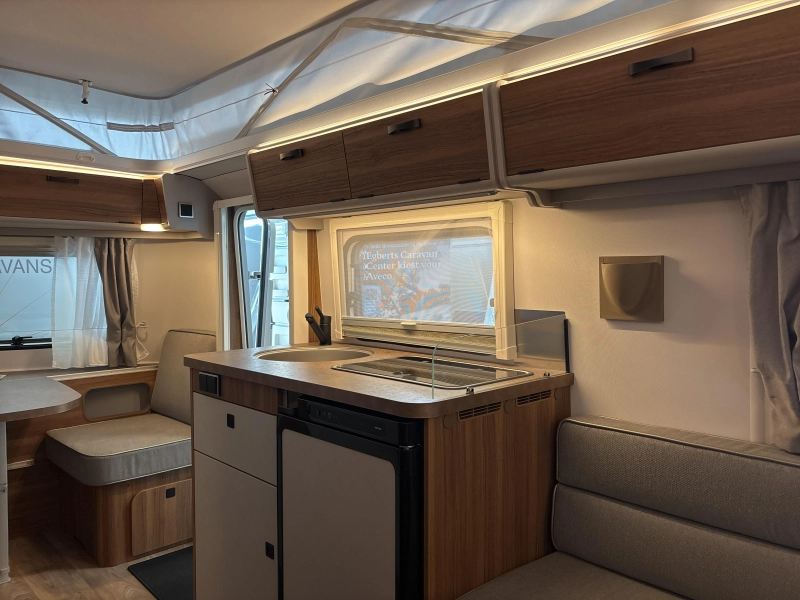Eriba Touring 540 Legend Hampton Argent photo : 10