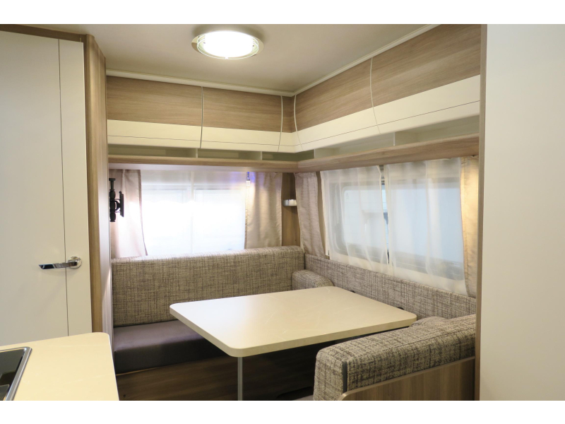 Hobby On Tour 390 SF MOVER+KASSETTENMARKISE Foto: 6