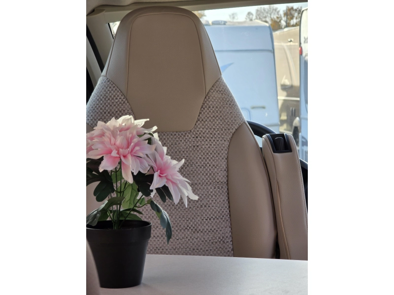 Hymer Exsis-T 588 Autom&aacute;tico 150CV 2017 foto: 6