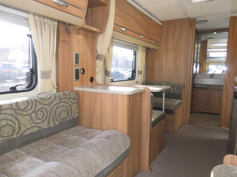 Swift Challenger 530 Bunk bed! Mover! photo: 9