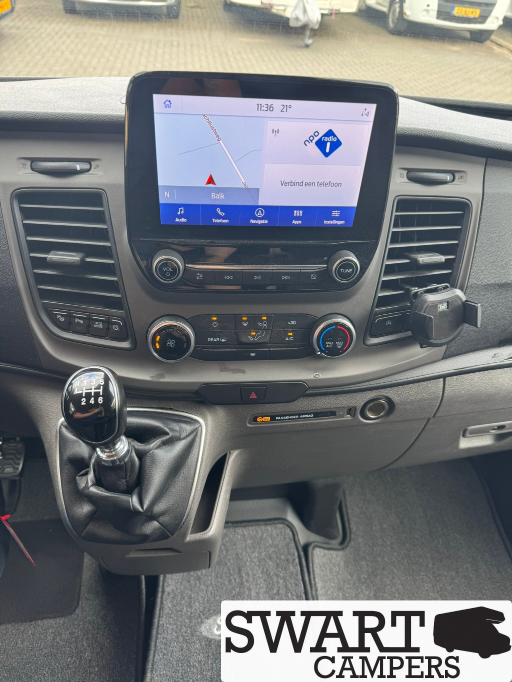 Ford Nugget Westfalia 185 pk 4 personen foto: 13