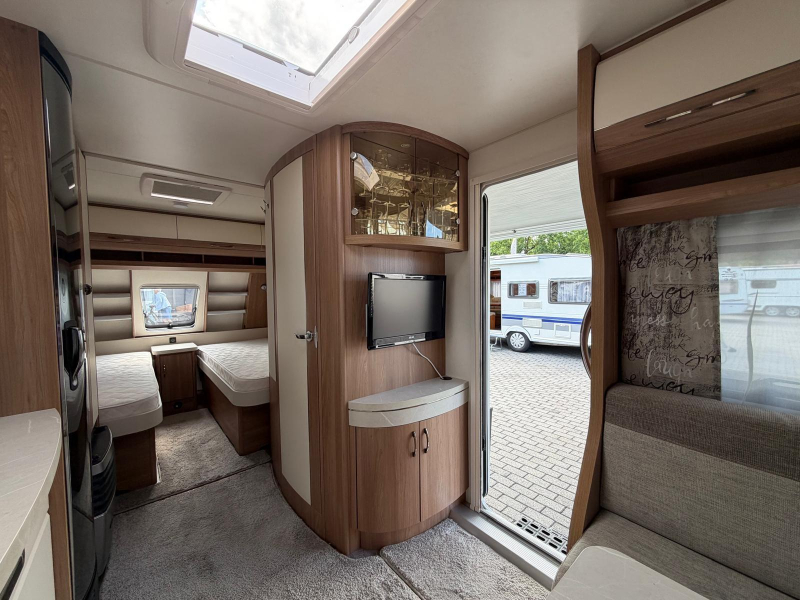 Hobby De Luxe 540 UL Vol uitgerust!!  foto: 13