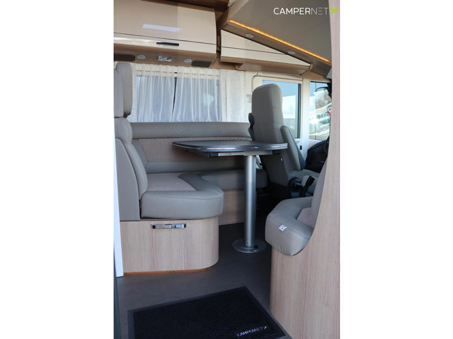 Carthago C-Tourer I 150 QB 170pk Automaat | Zo goed als nieuw | Queensbed | Gescheiden douche | Dubbele bodem | Hefbed | Luxe | LED kopla foto: 4