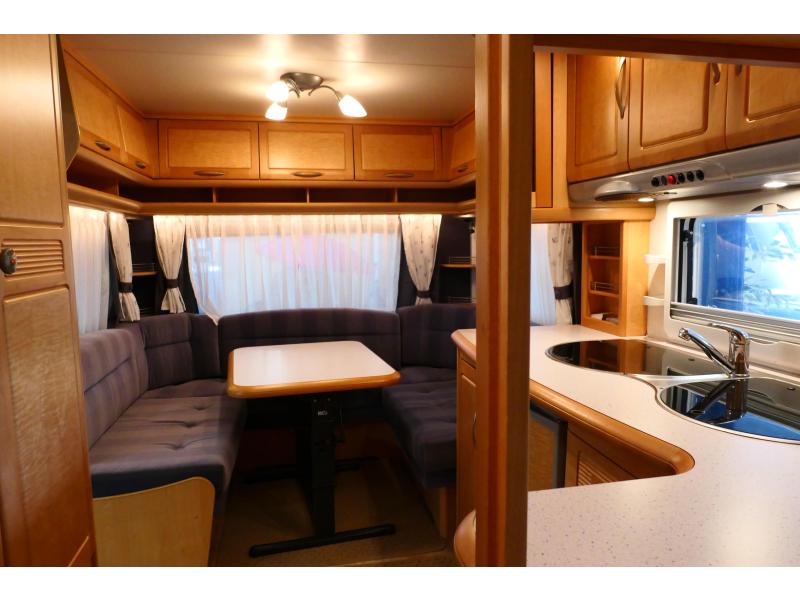 Hobby Exclusive 495 UFE incl. mover en voortent  foto: 10