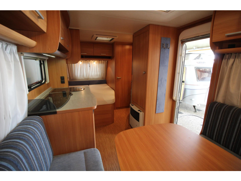 Knaus Sport 450 FU Asiento redondo, Avance, foto: 11
