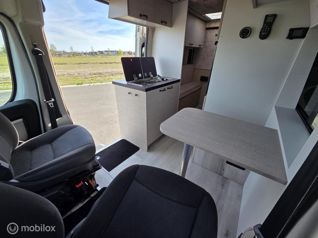 Peugeot Waldi Camp VIP DuoVan Foto: 11