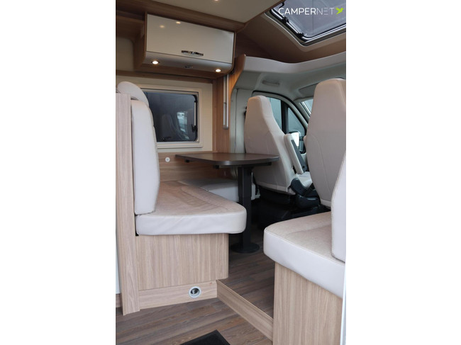 Bürstner Ixeo Time 726 G 165pk | 5e zitplaats | Zonnepanelen | Hefbed | Achteruitrijcamera| Thule lift fietsendrager | Lengtebedden | Bea foto: 5
