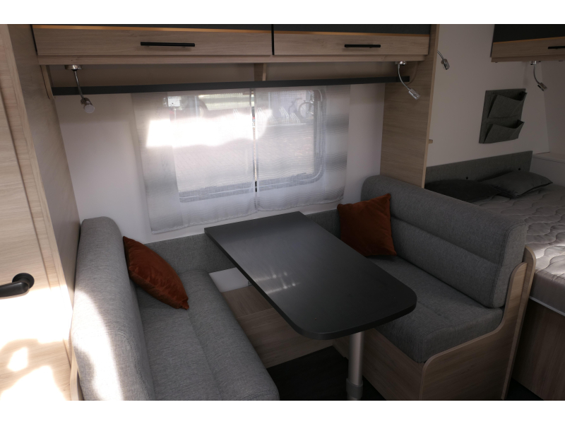 Sterckeman Easy Comfort 420 CP luifel en fietsendrager  foto: 6