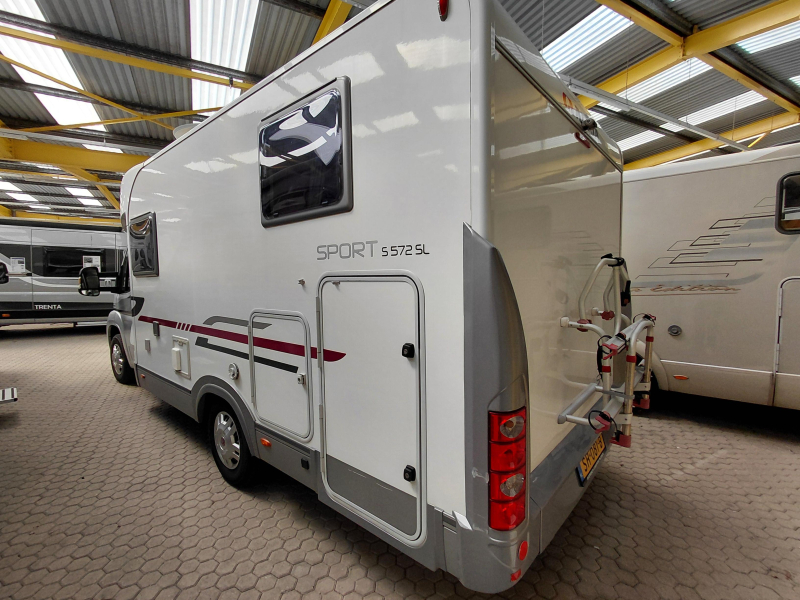 Adria Sport 572 SL ENKELE BEDDEN LPG  foto: 1