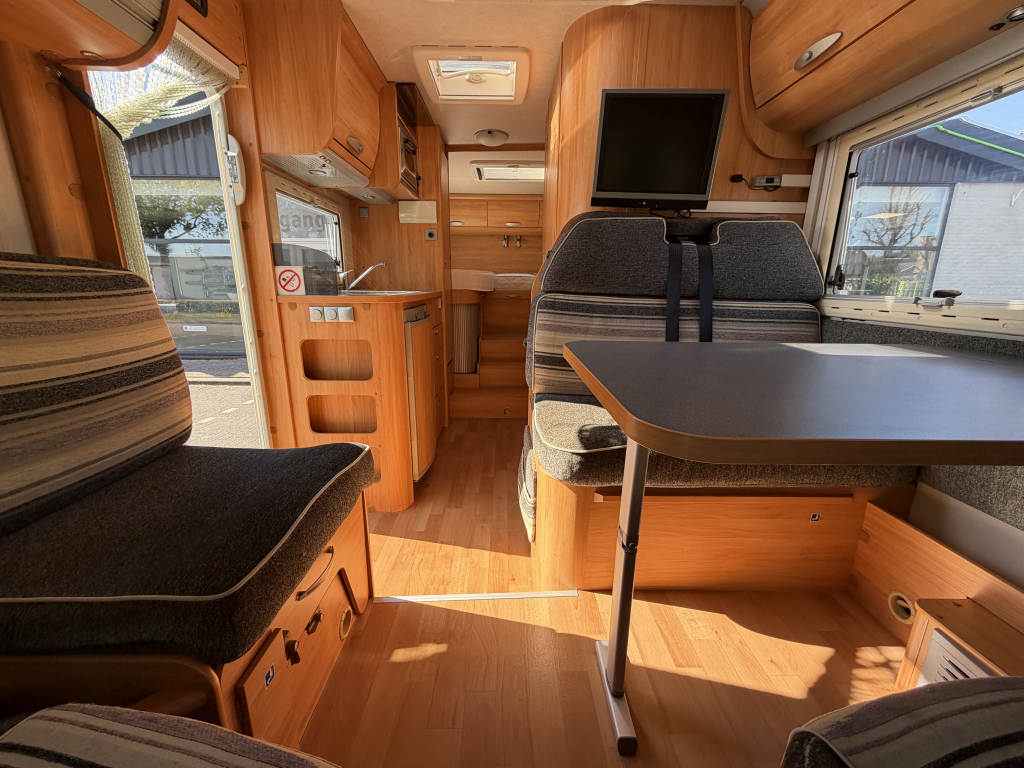 Adria Coral S 660 SL foto: 11