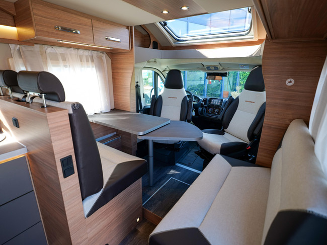 Weinsberg CaraSuite Spicy 650 MF MODEL 2027, automaat foto: 1