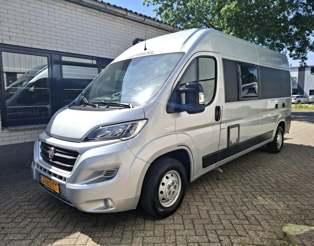 POESSL KW 25 buscamper met levelsysteem en luchtvering