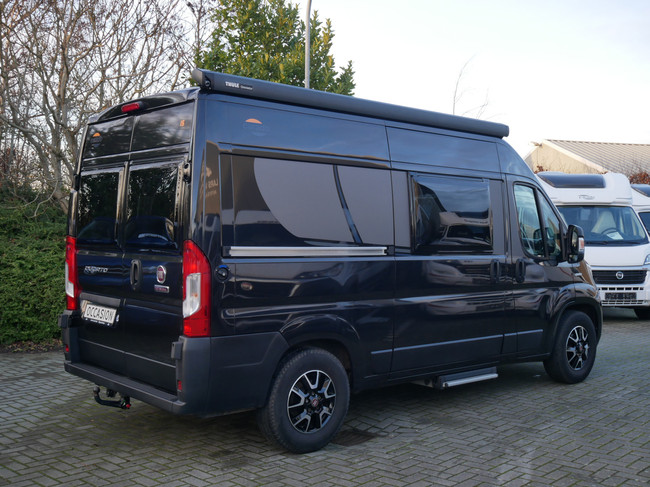 Carado CV 540 Edition 15 5.40 Meter Buscamper, Dwarsbed foto: 23