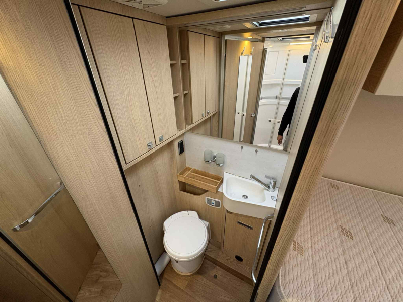 Hymer BMC-T 680 Vlakke vloer  foto: 10